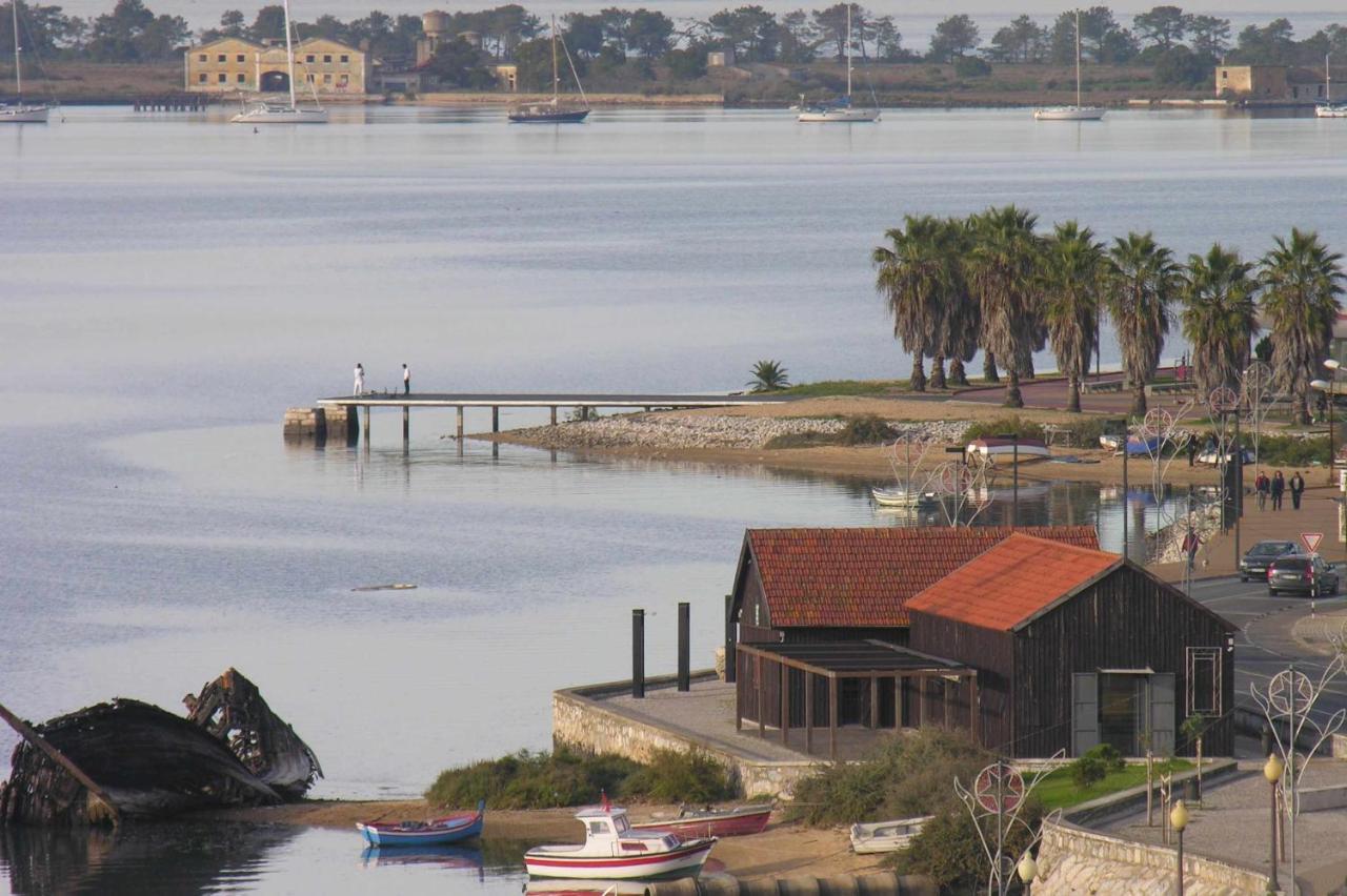 Legendary Bay Apartamento Tematico Διαμέρισμα Seixal  Εξωτερικό φωτογραφία